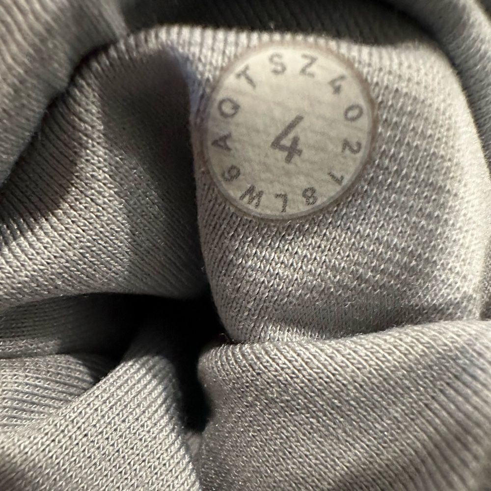 Lululemon train times crop wee are from space ice grey alpine white size 4 - Picture 5 of 6